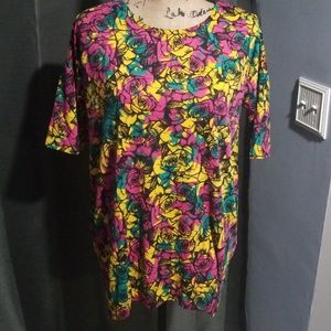 💄3 for $10 Funky Colorful Floral Shirt